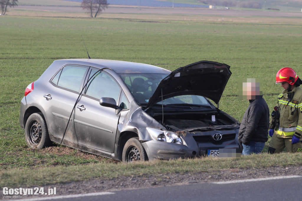 Kolizja dwóch pojazdów na trasie Gostyń-Krobia
