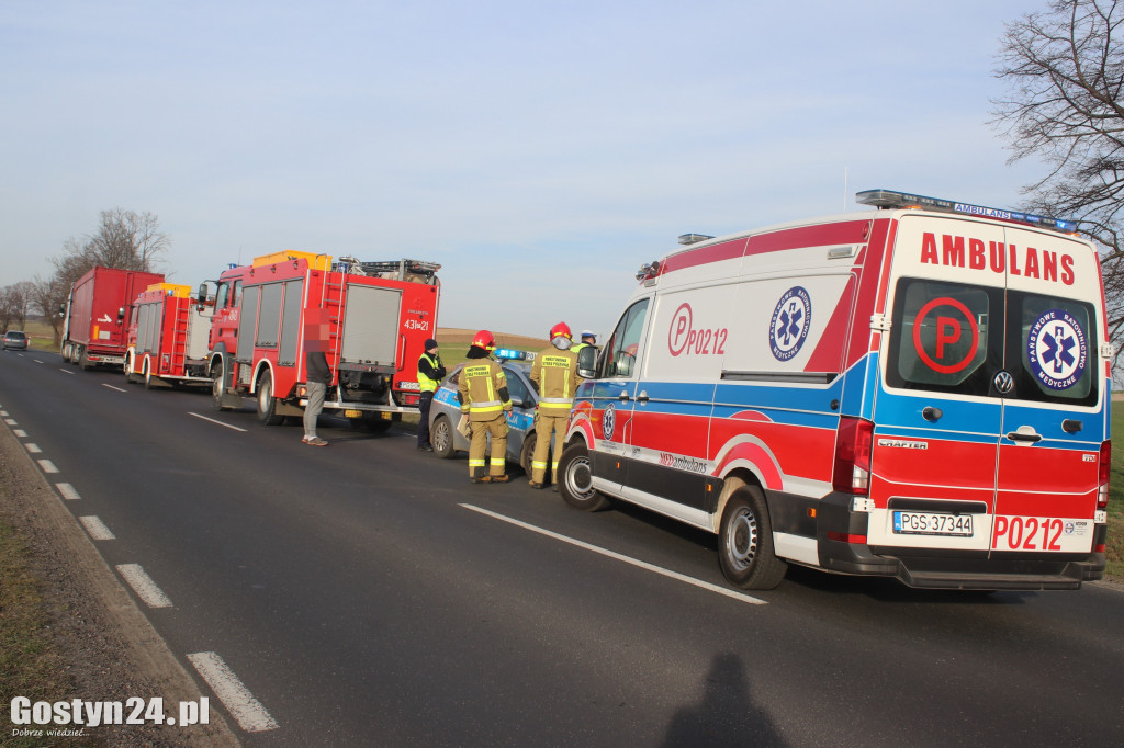 Kolizja dwóch pojazdów na trasie Gostyń-Krobia