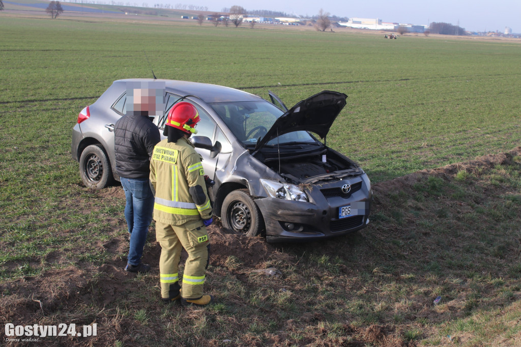 Kolizja dwóch pojazdów na trasie Gostyń-Krobia