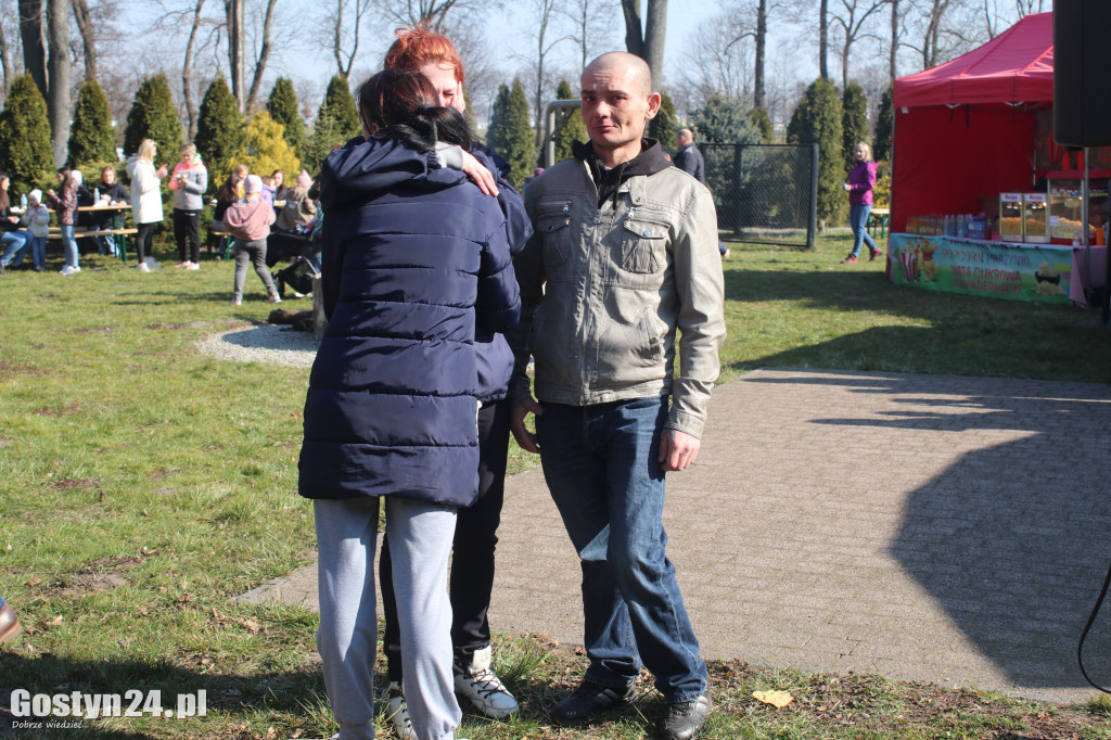 Piknik integracyjny dla uchodźców w Pępowie