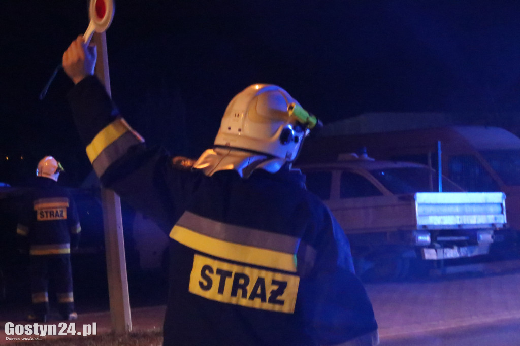 Pożar na terenie posesji na ul. Jana Pawła II w Gostyniu