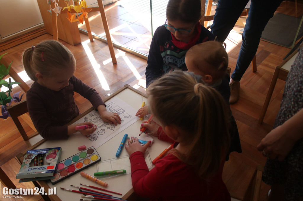 Wiosenny festyn w gostyńskiej bibliotece