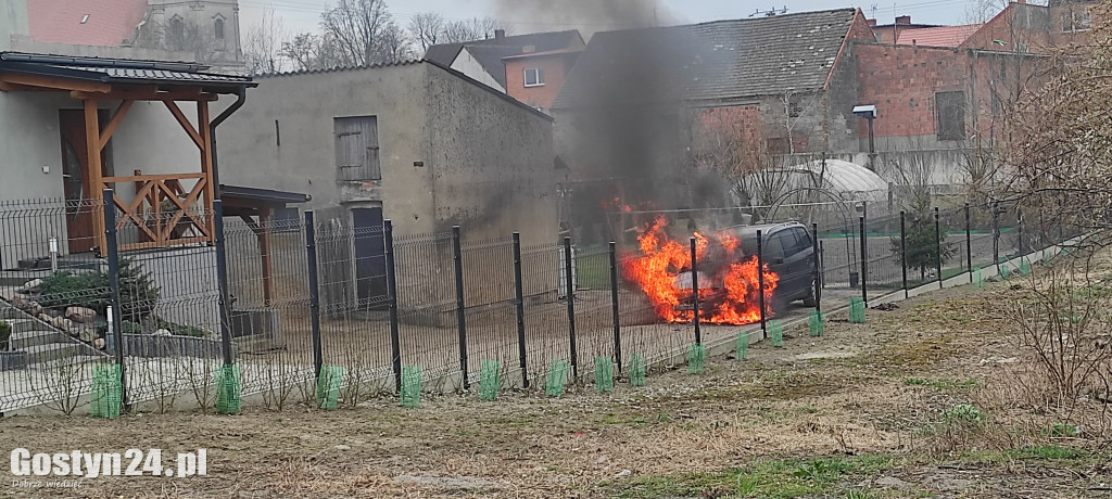 Pożar samochodu osobowego w Żytowiecku