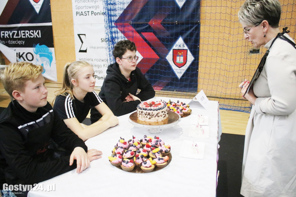 Konkurs Bake a Cake w Poniecu