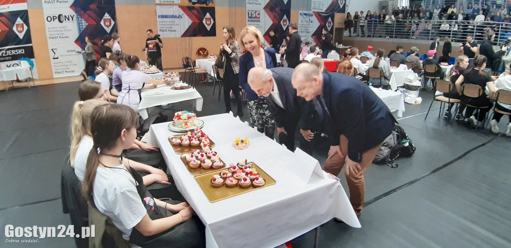Konkurs Bake a Cake w Poniecu