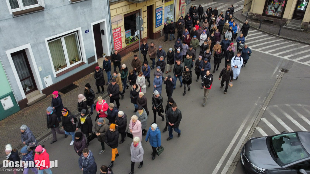 Drogi Krzyżowe w Gostyniu, Piaskach i Poniecu