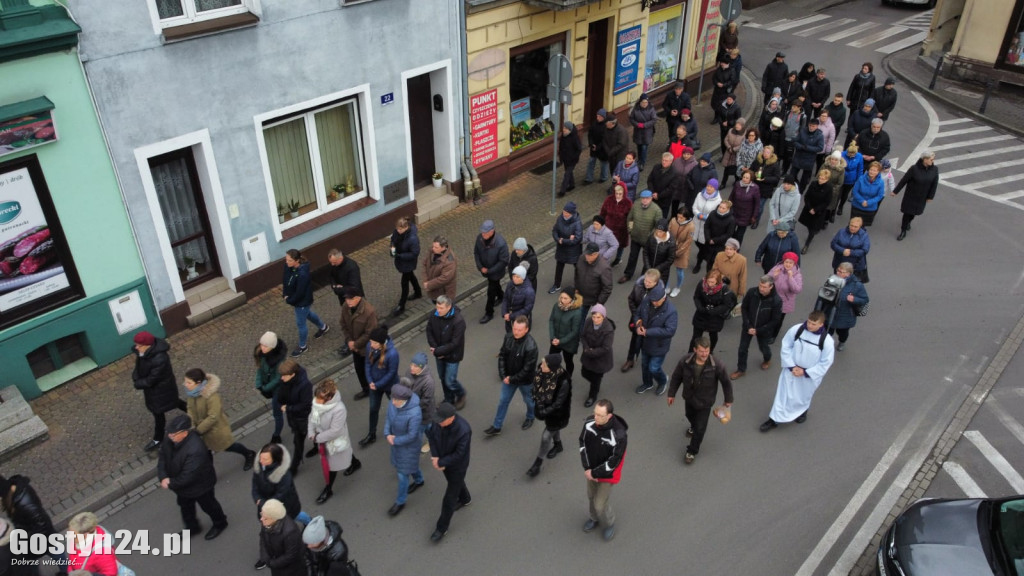 Drogi Krzyżowe w Gostyniu, Piaskach i Poniecu