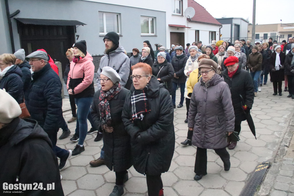 Drogi Krzyżowe w Gostyniu, Piaskach i Poniecu