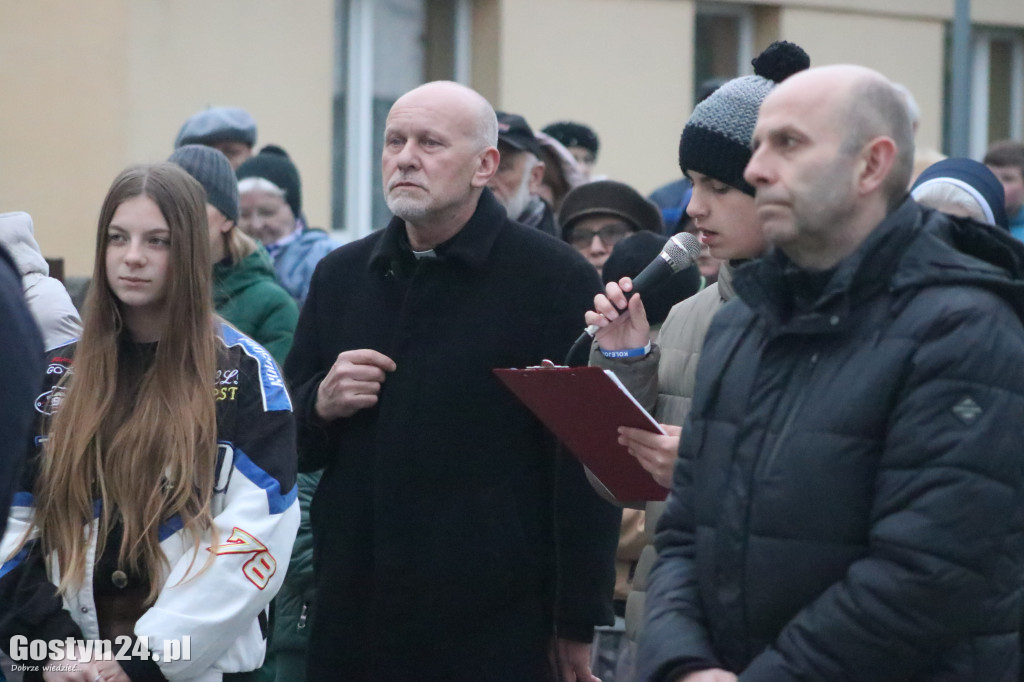 Drogi Krzyżowe w Gostyniu, Piaskach i Poniecu