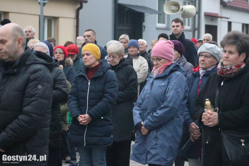 Drogi Krzyżowe w Gostyniu, Piaskach i Poniecu