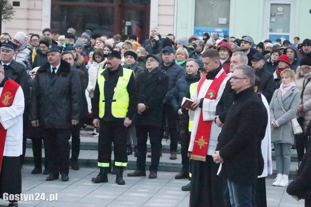 Drogi Krzyżowe w Gostyniu, Piaskach i Poniecu