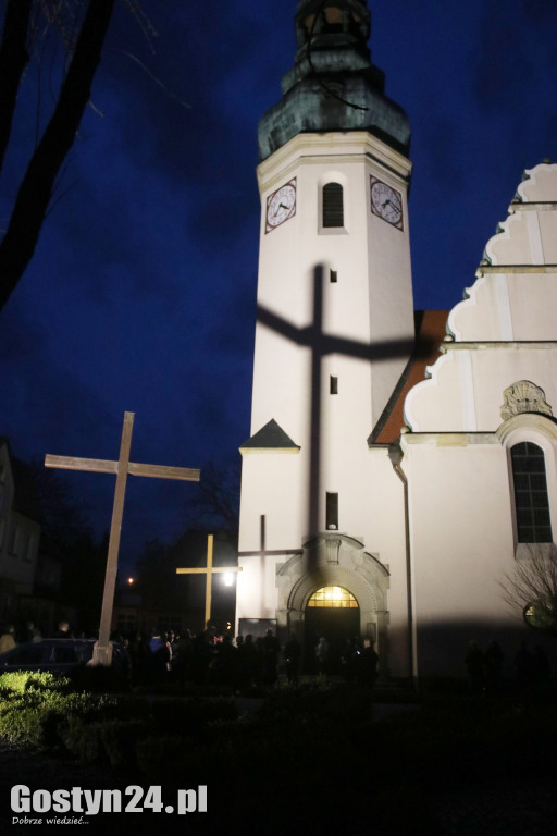 Drogi Krzyżowe w Gostyniu, Piaskach i Poniecu