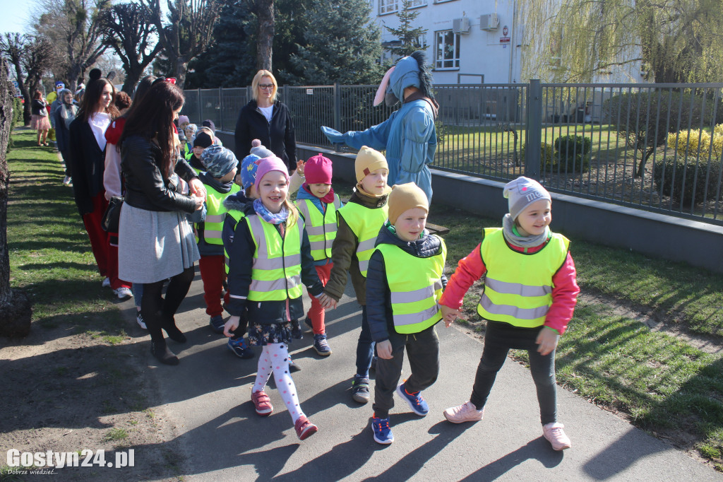 Zajączek dla przedszkolaków z MDM w Gostyniu