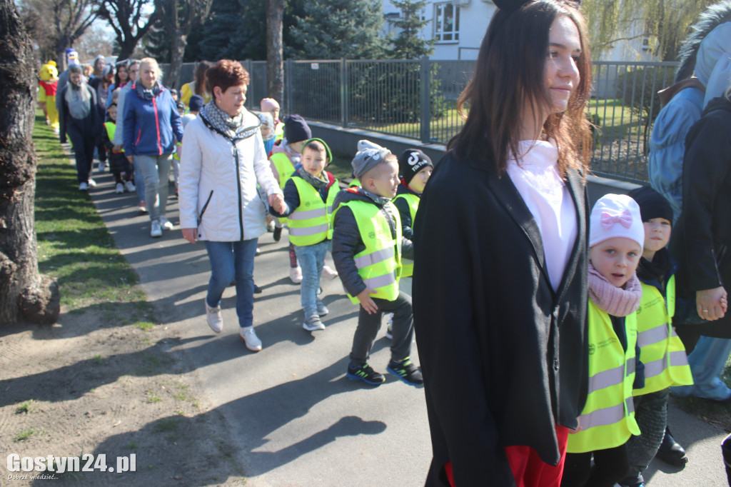 Zajączek dla przedszkolaków z MDM w Gostyniu