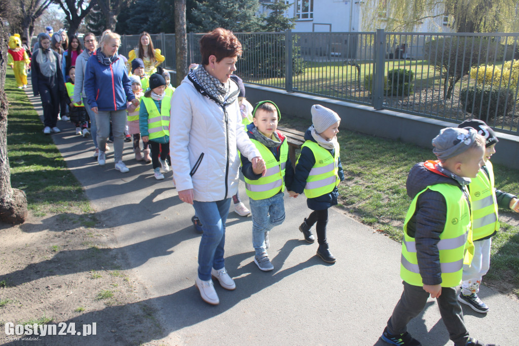 Zajączek dla przedszkolaków z MDM w Gostyniu