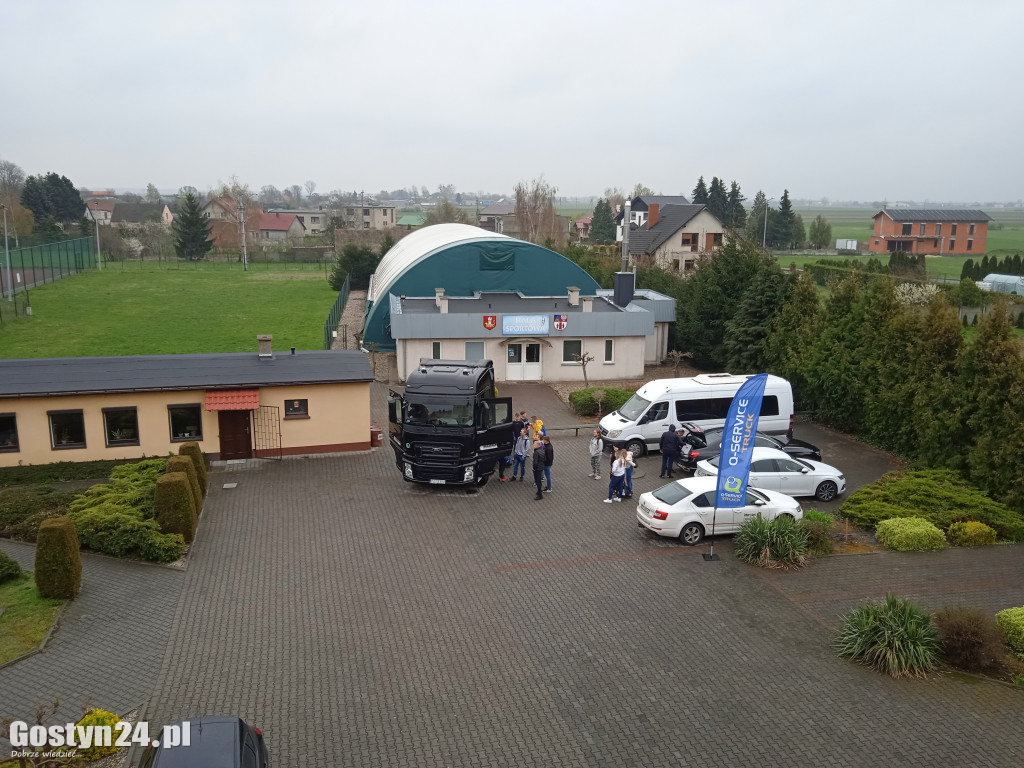 Spotkanie uczniów ZSOiZ w Pogorzeli z przedstawicielami firm
