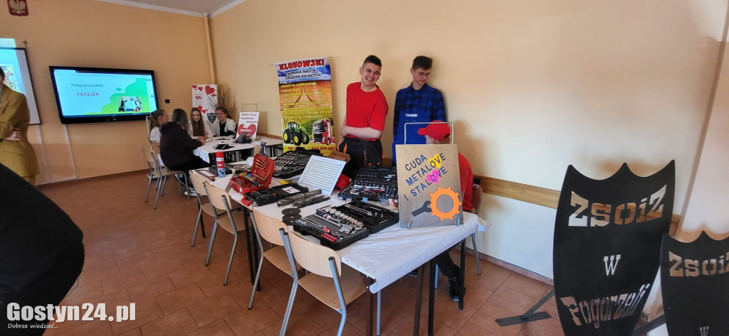 Postarali się bardzo. Drzwi Otwarte w ZSOiZ w Pogorzeli
