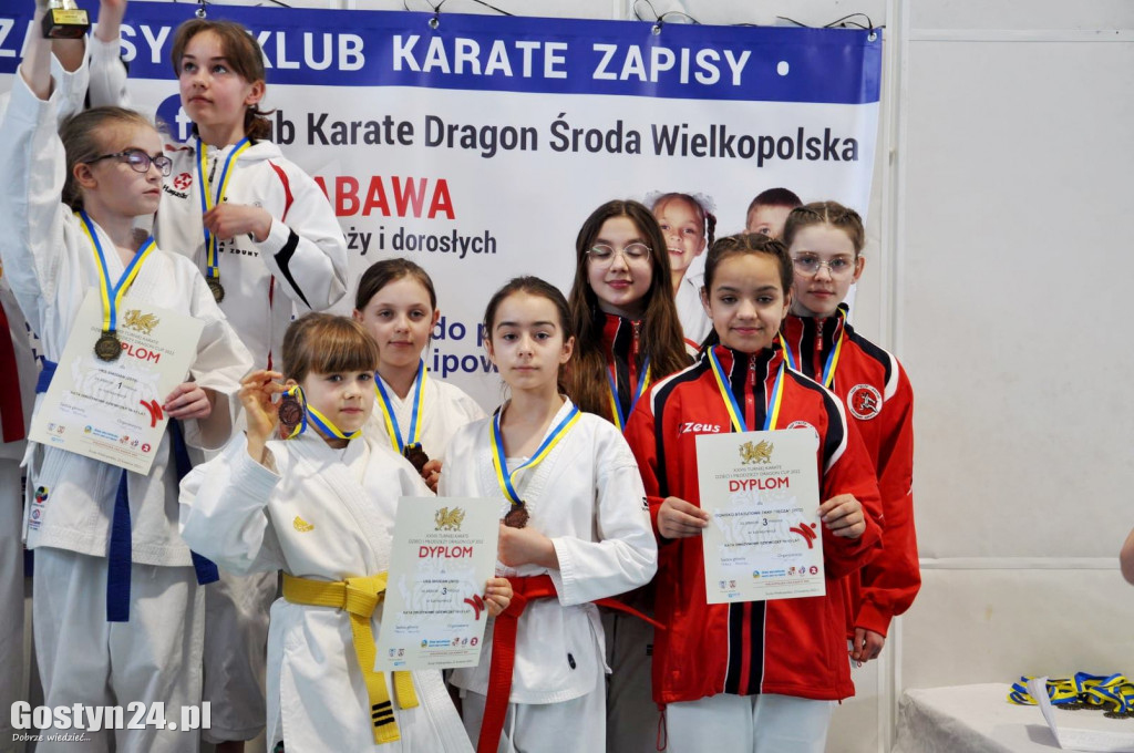 Zawodnicy TKKF Tęcza na Dragon Cup 2022
