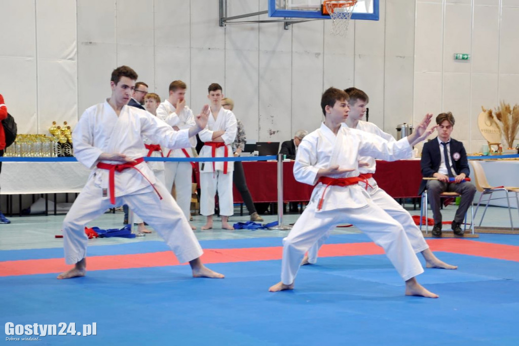 Zawodnicy TKKF Tęcza na Dragon Cup 2022