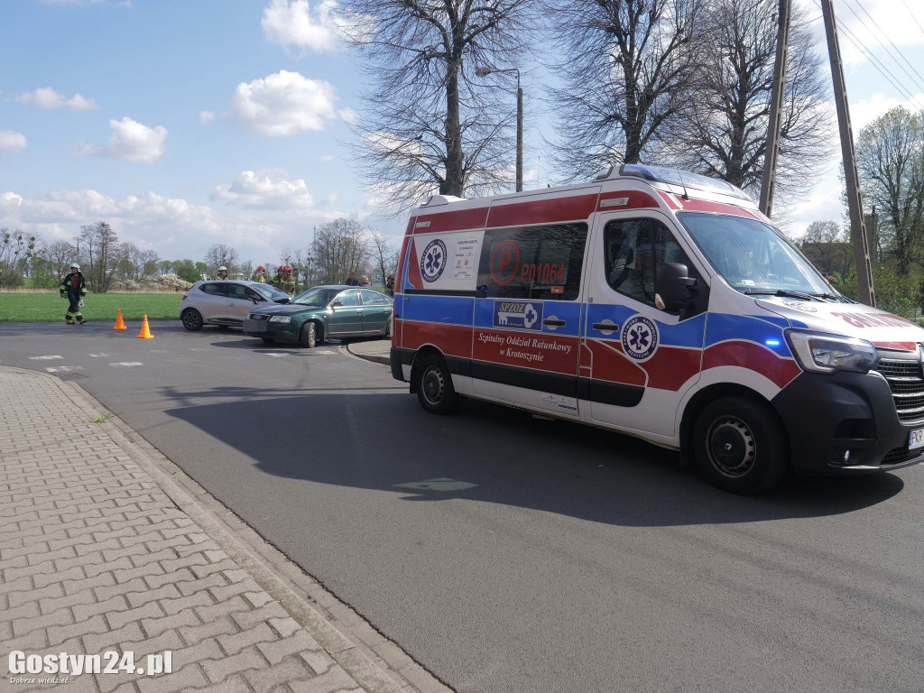 Zderzenie na ul. Nadstawek w Pępowie