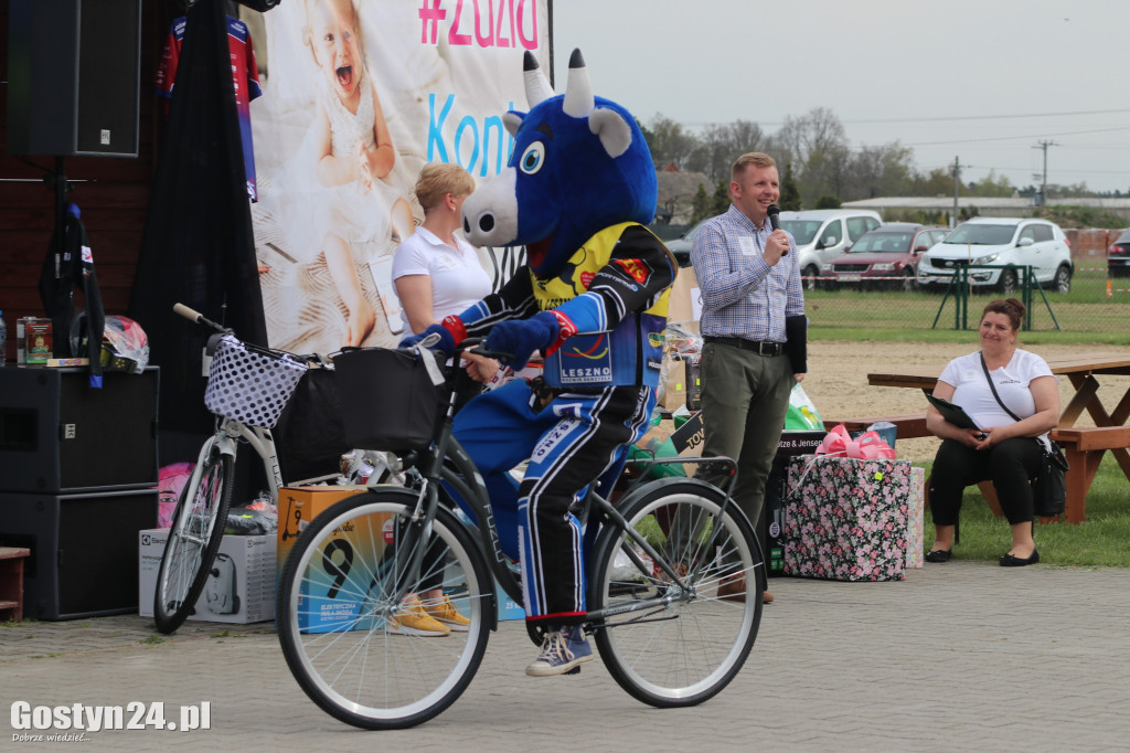 Impreza charytatywna na dzięczyńskim kompleksie