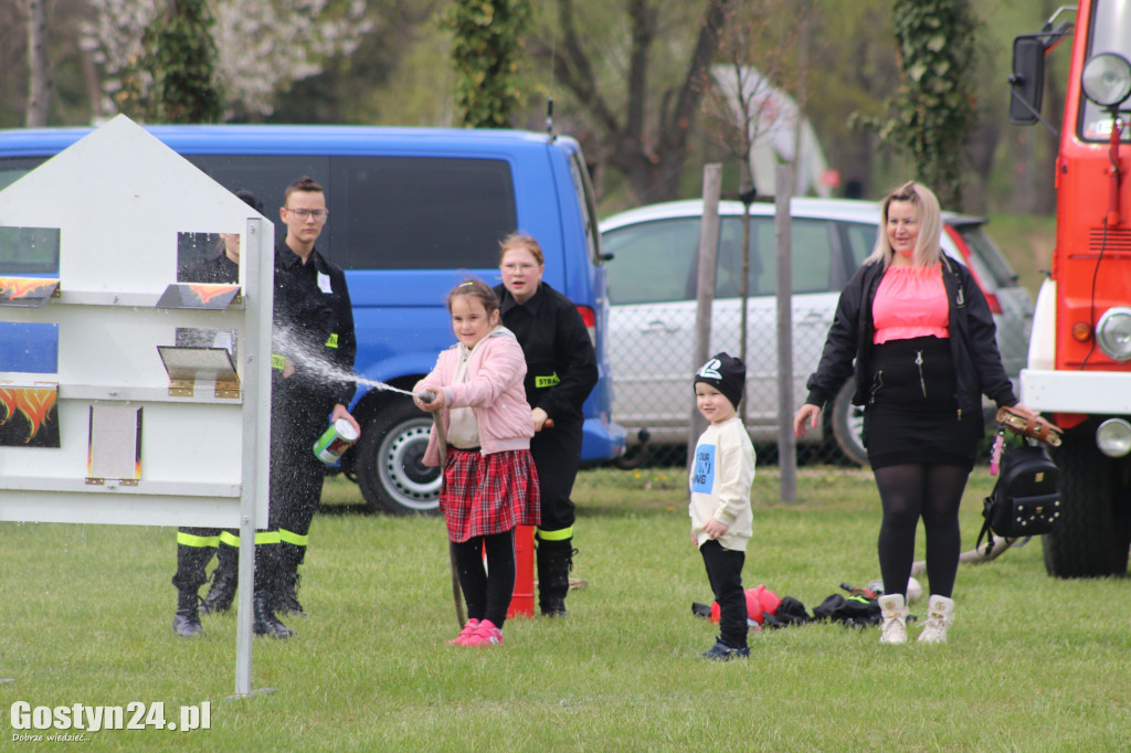 Impreza charytatywna na dzięczyńskim kompleksie