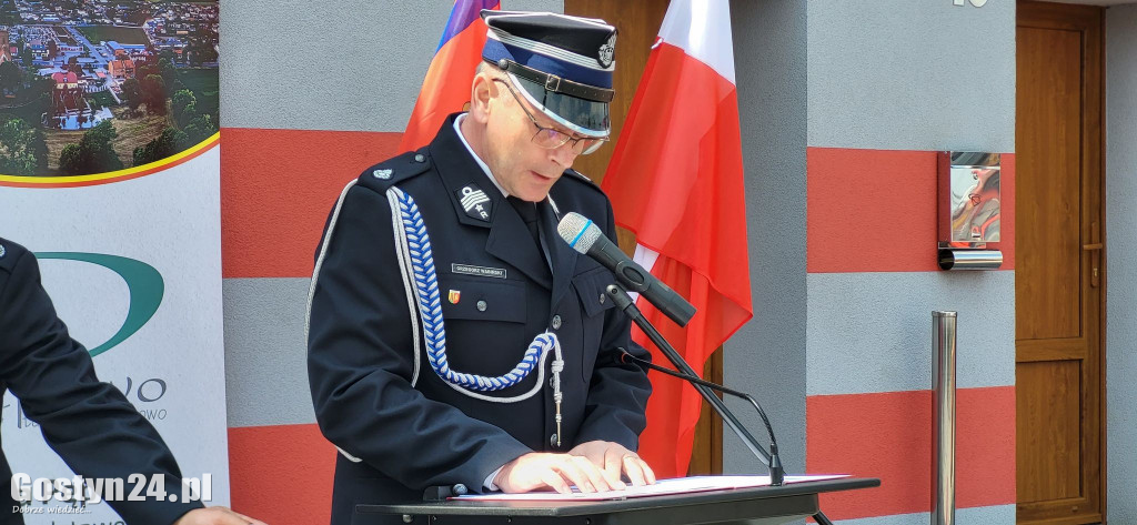 Uroczystości nadania sztandaru dla OSP w Pępowie