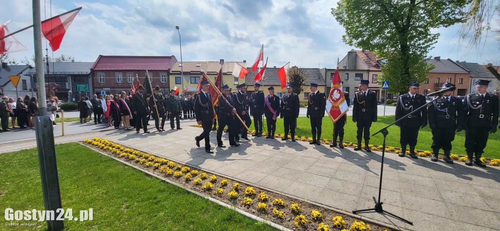 Uroczystości nadania sztandaru dla OSP w Pępowie