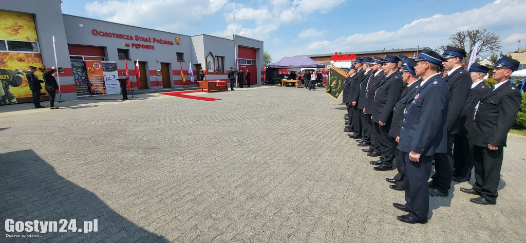 Uroczystości nadania sztandaru dla OSP w Pępowie