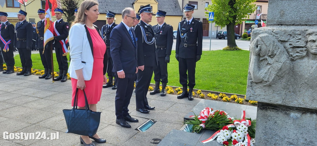 Uroczystości nadania sztandaru dla OSP w Pępowie