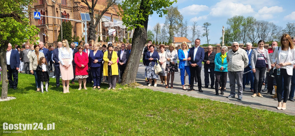 Uroczystości nadania sztandaru dla OSP w Pępowie