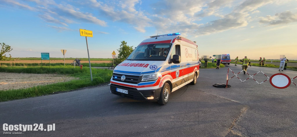 Wypadek na trasie wyścigu kolarskiego