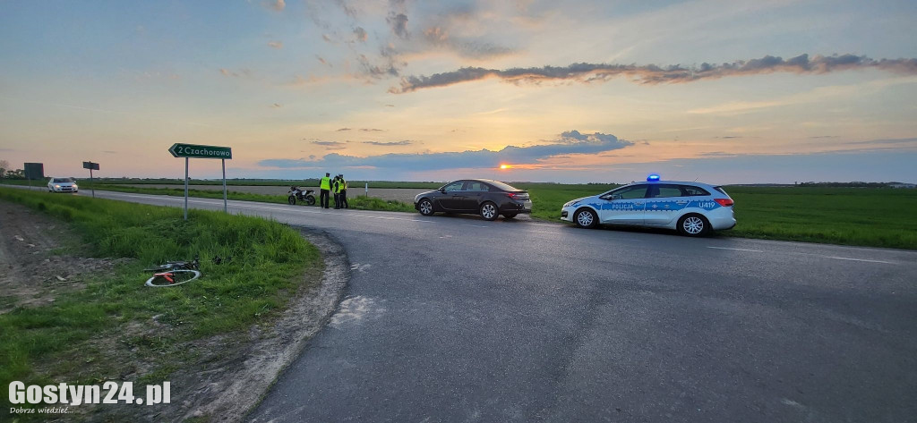 Wypadek na trasie wyścigu kolarskiego