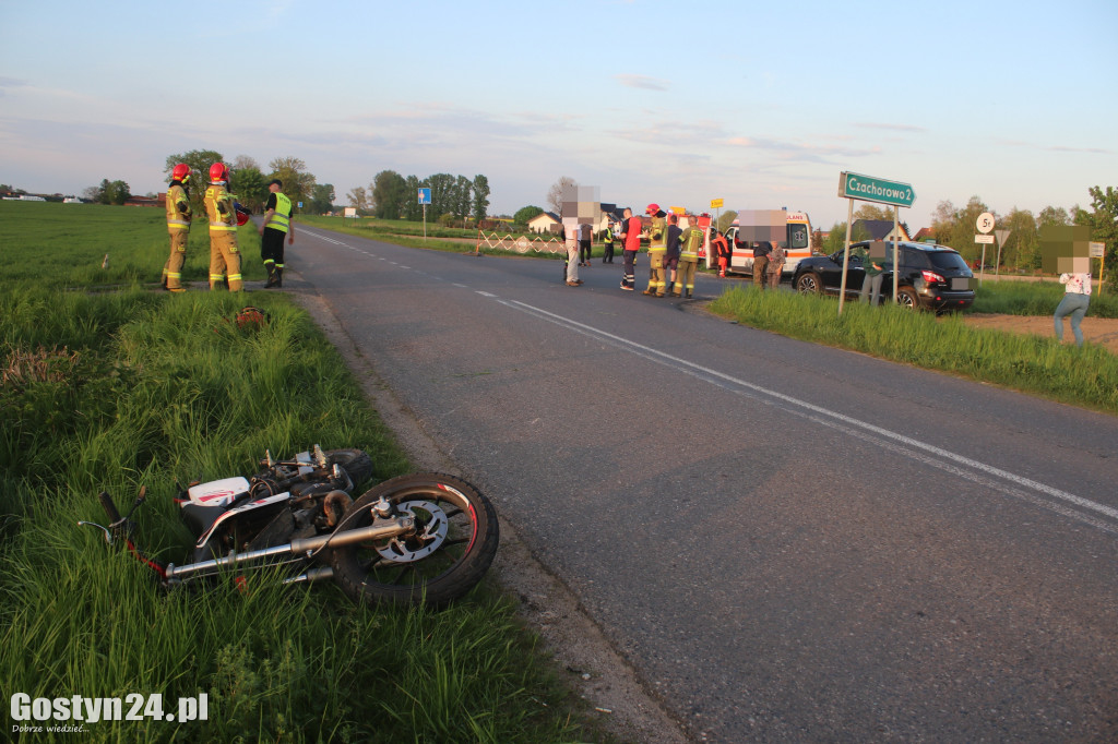 Wypadek na trasie wyścigu kolarskiego