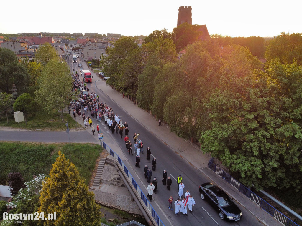 Pierwsza w tym roku procesja fatimska ulicami Gostynia