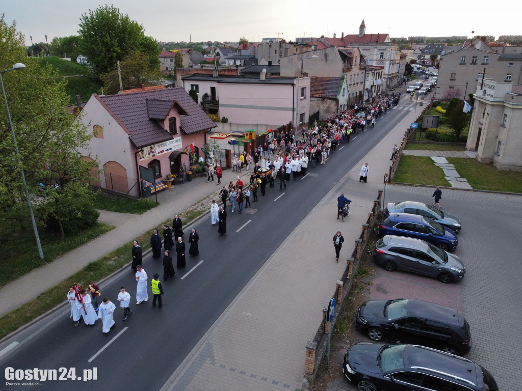 Pierwsza w tym roku procesja fatimska ulicami Gostynia