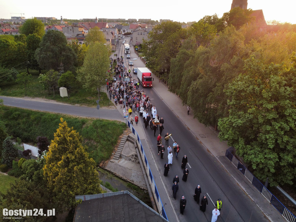 Pierwsza w tym roku procesja fatimska ulicami Gostynia