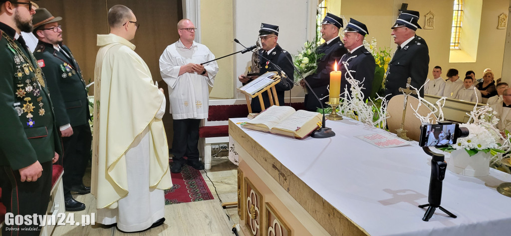 Ks. Krzysztof Szymandera świętuje 25-lecia kapłaństwa