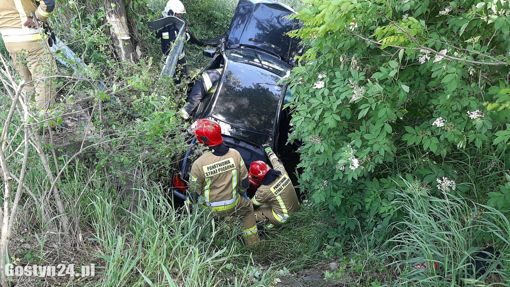 Wypadek BMW, którym kierował 18-latek