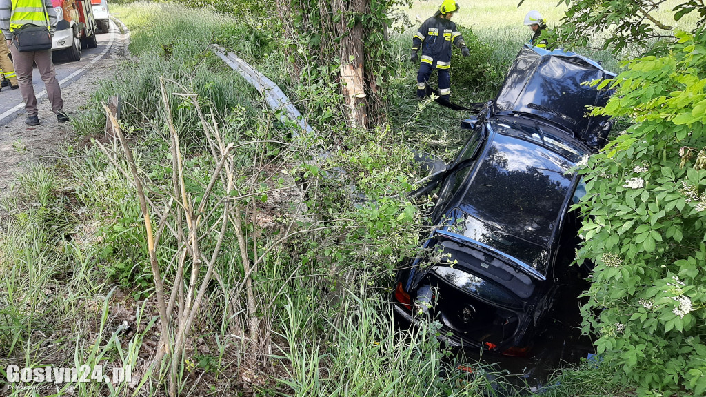 Wypadek BMW, którym kierował 18-latek