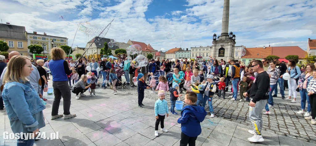 Kolorowo, ciepło i rodzinnie na rynku w Gostyniu