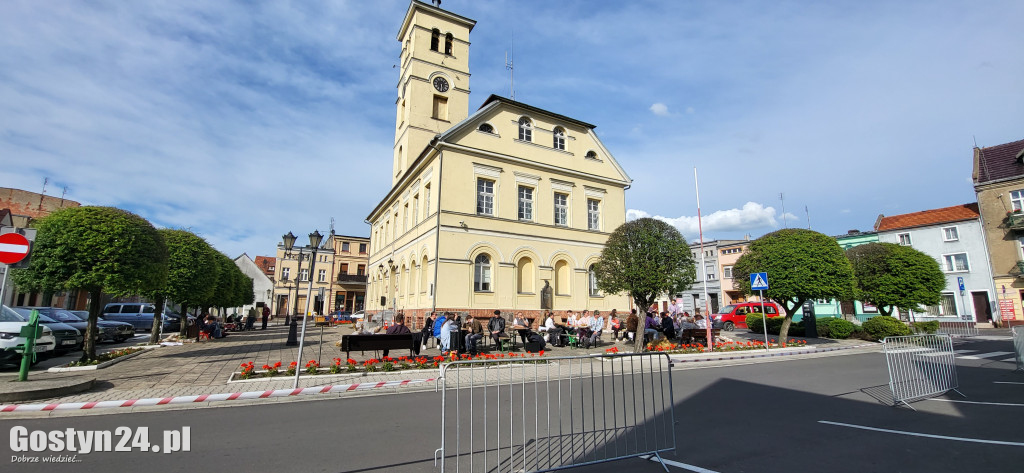 Gra Miejska w Poniecu i absurdy PRL-u