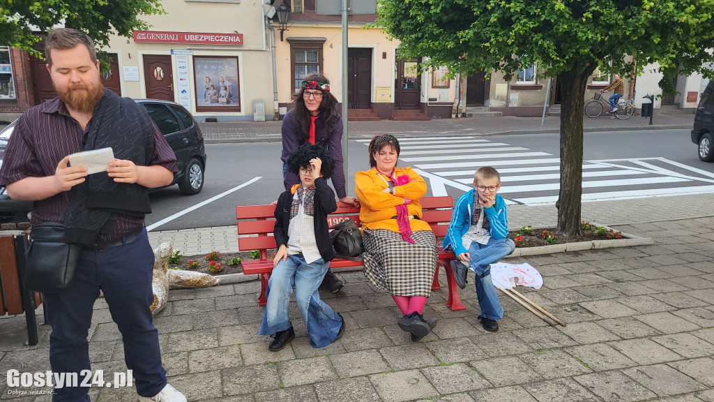 Gra Miejska w Poniecu i absurdy PRL-u