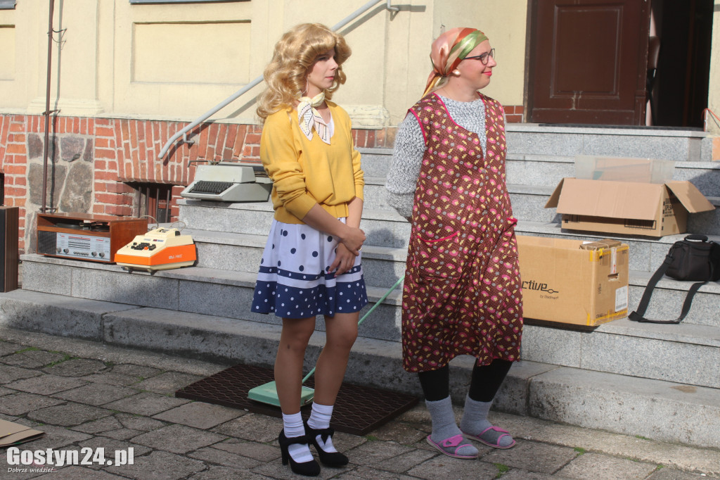 Gra Miejska w Poniecu i absurdy PRL-u