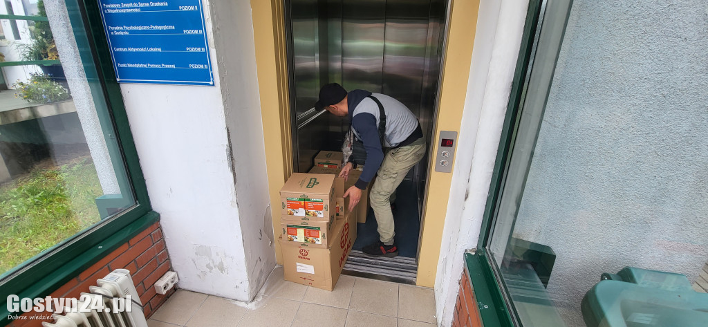 Kolejny transport pomocy humanitarnej z Gostynia  wyjechał do Ukrainy