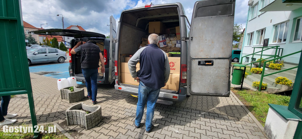 Kolejny transport pomocy humanitarnej z Gostynia  wyjechał do Ukrainy