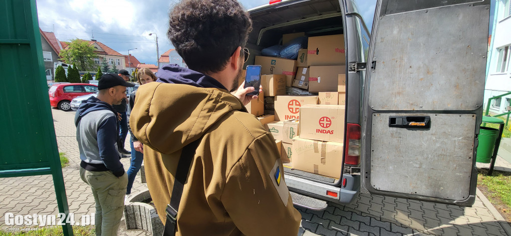 Kolejny transport pomocy humanitarnej z Gostynia  wyjechał do Ukrainy