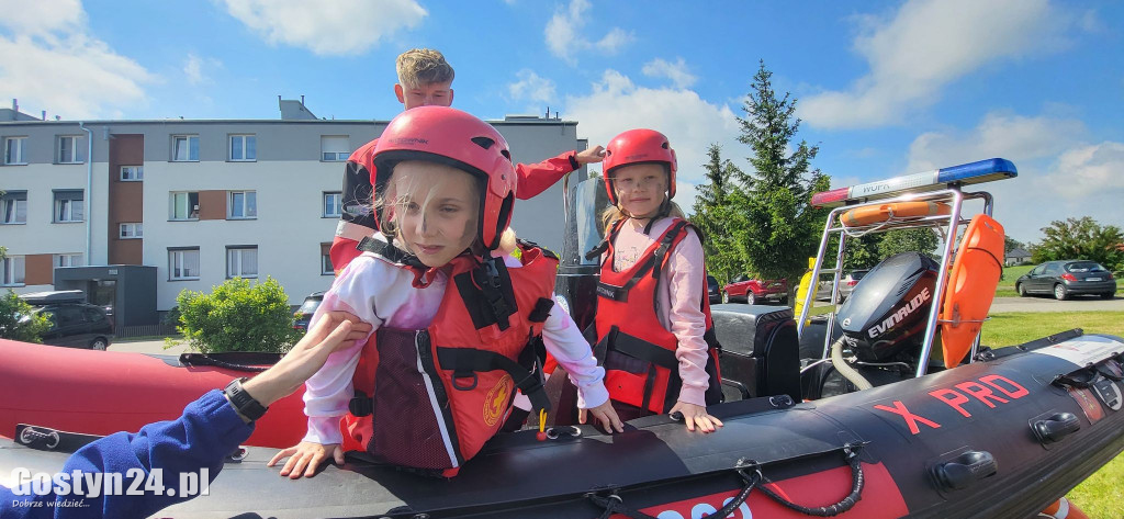 Dzień Dziecka z policją, strażakami , żołnierzami i ratownikami...