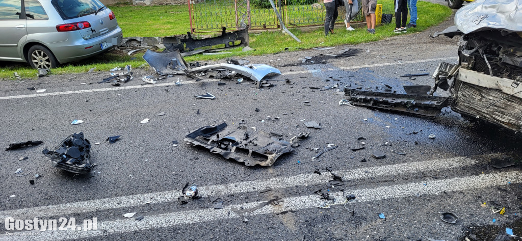 Wypadek na DK12 w Krzemieniewie. Na pomoc wezwano LPR