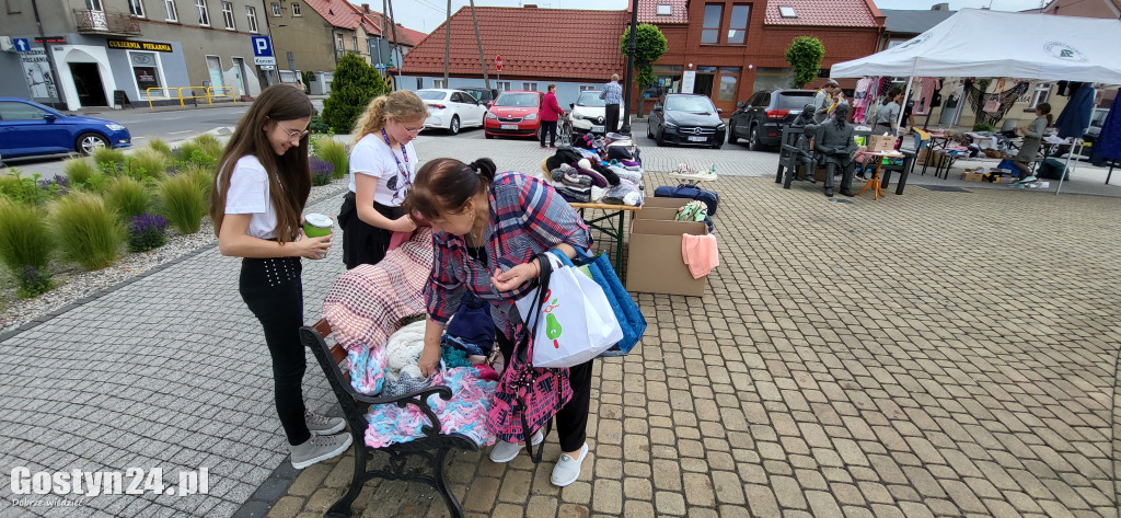 Kiermasz pełen dodatków i ubrań w Piaskach. Dla Zuzi
